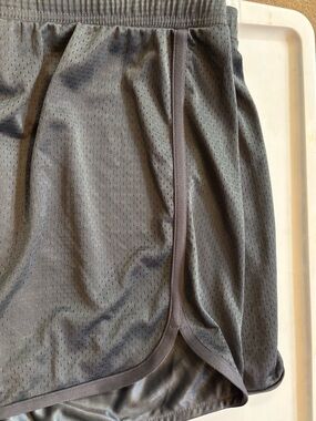 Xersion Women's Gray 2X Athletic Shorts NWT